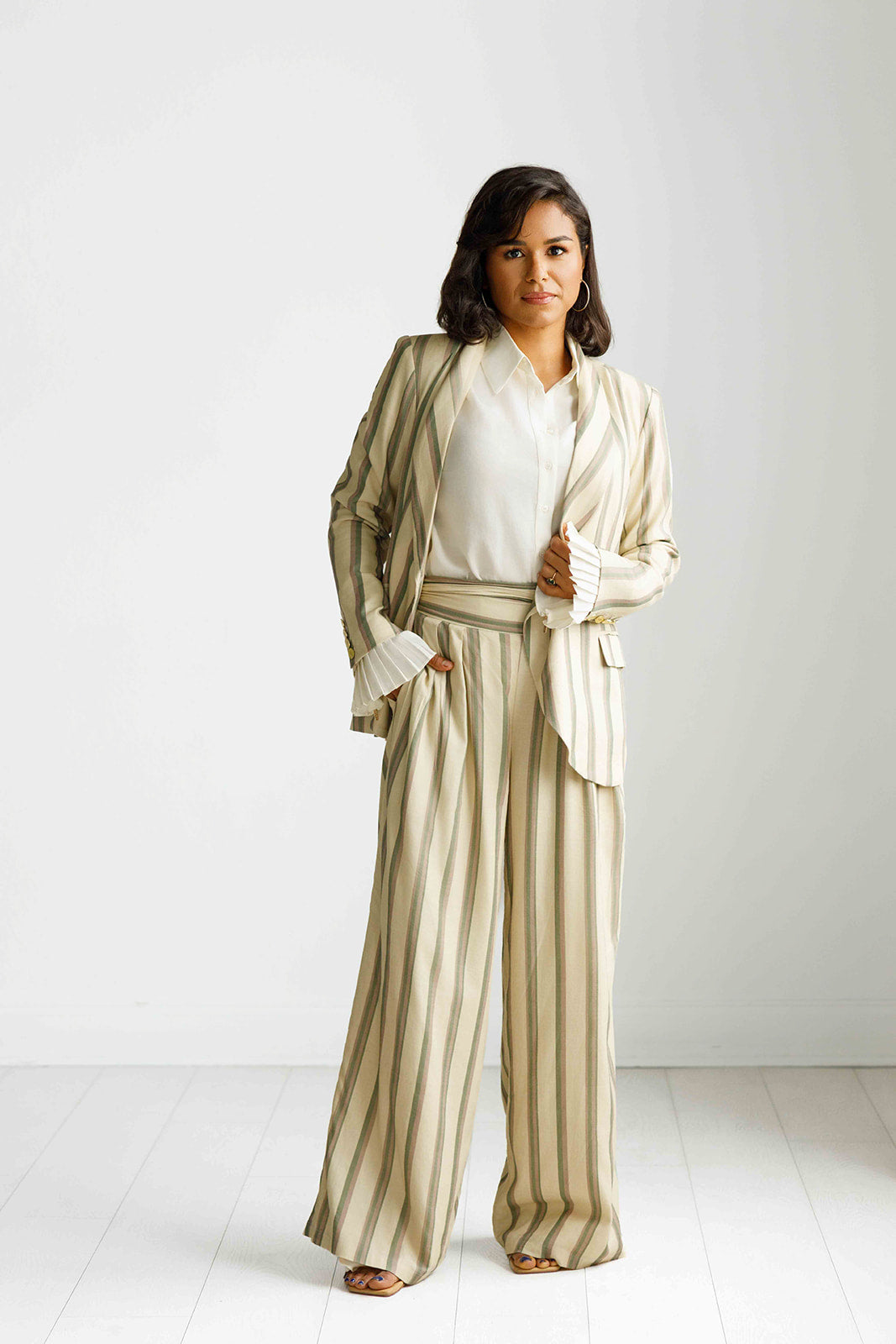 The Bandwidth | Linen Wrap Blazer