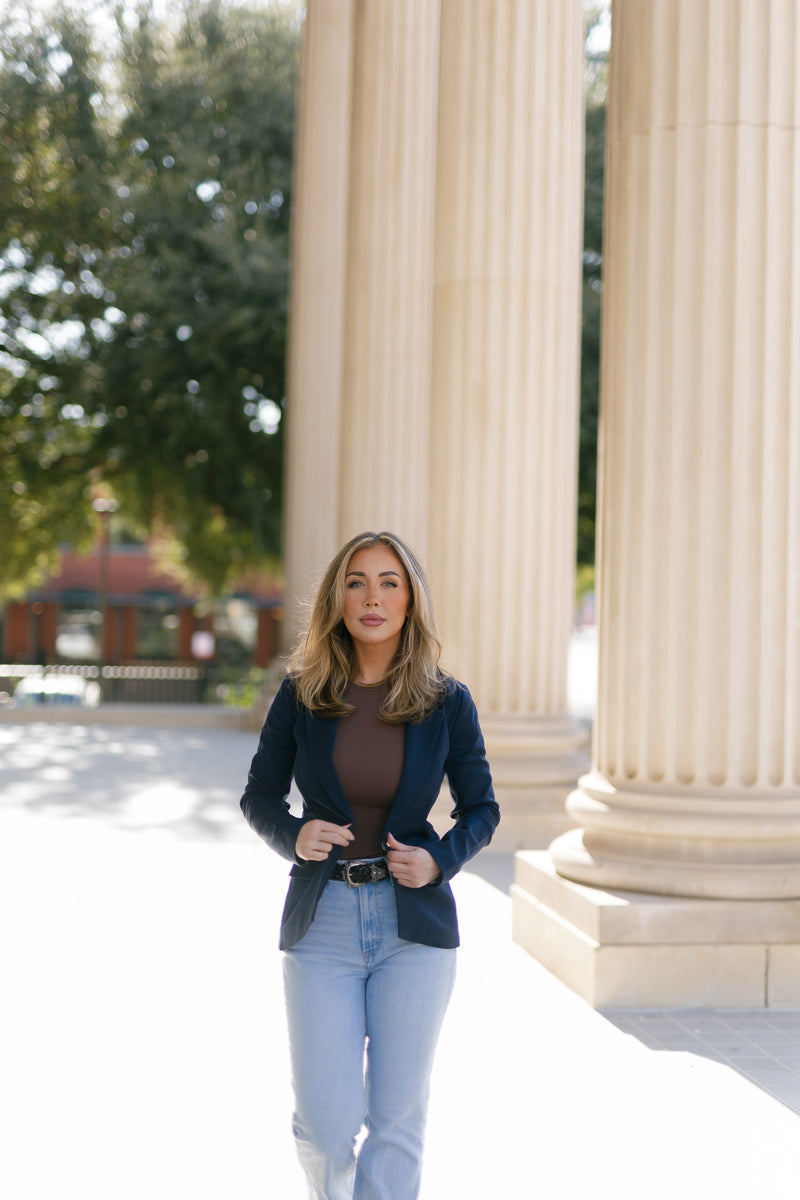 Class(y) Action Lawsuit | Women’s Navy Blue Blazer Suit Jacket
