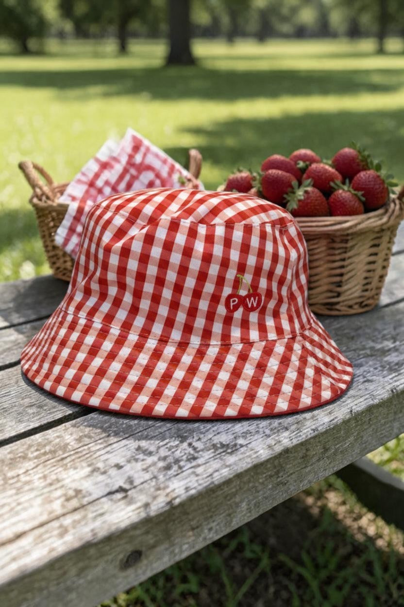 PWR WMN Red Hyyge Bucket Hat