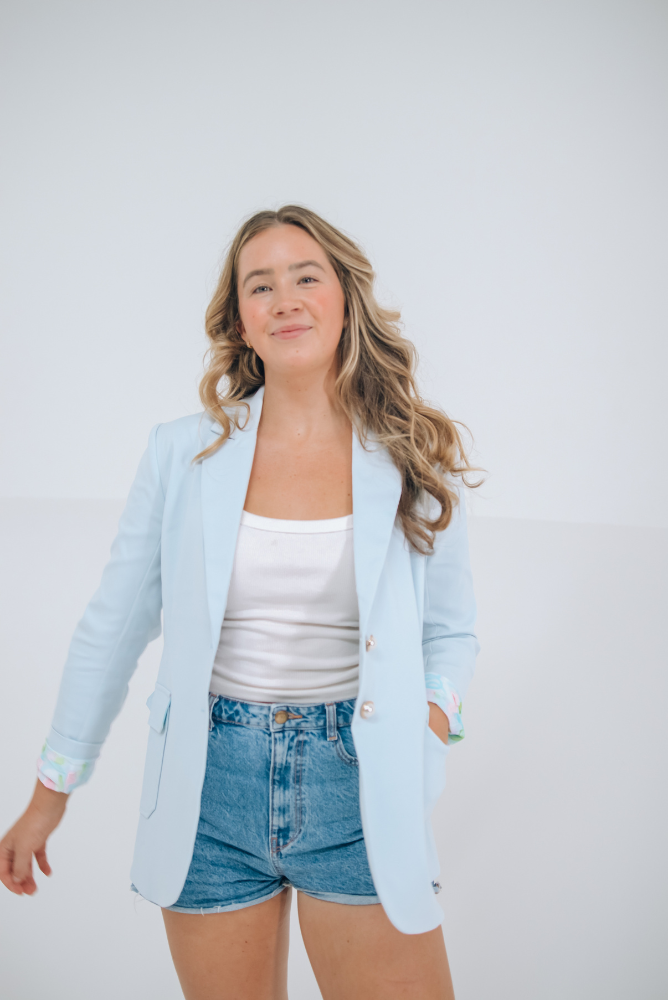 WOMEN'S LIGHT BLUE OVERSIZED BLAZER