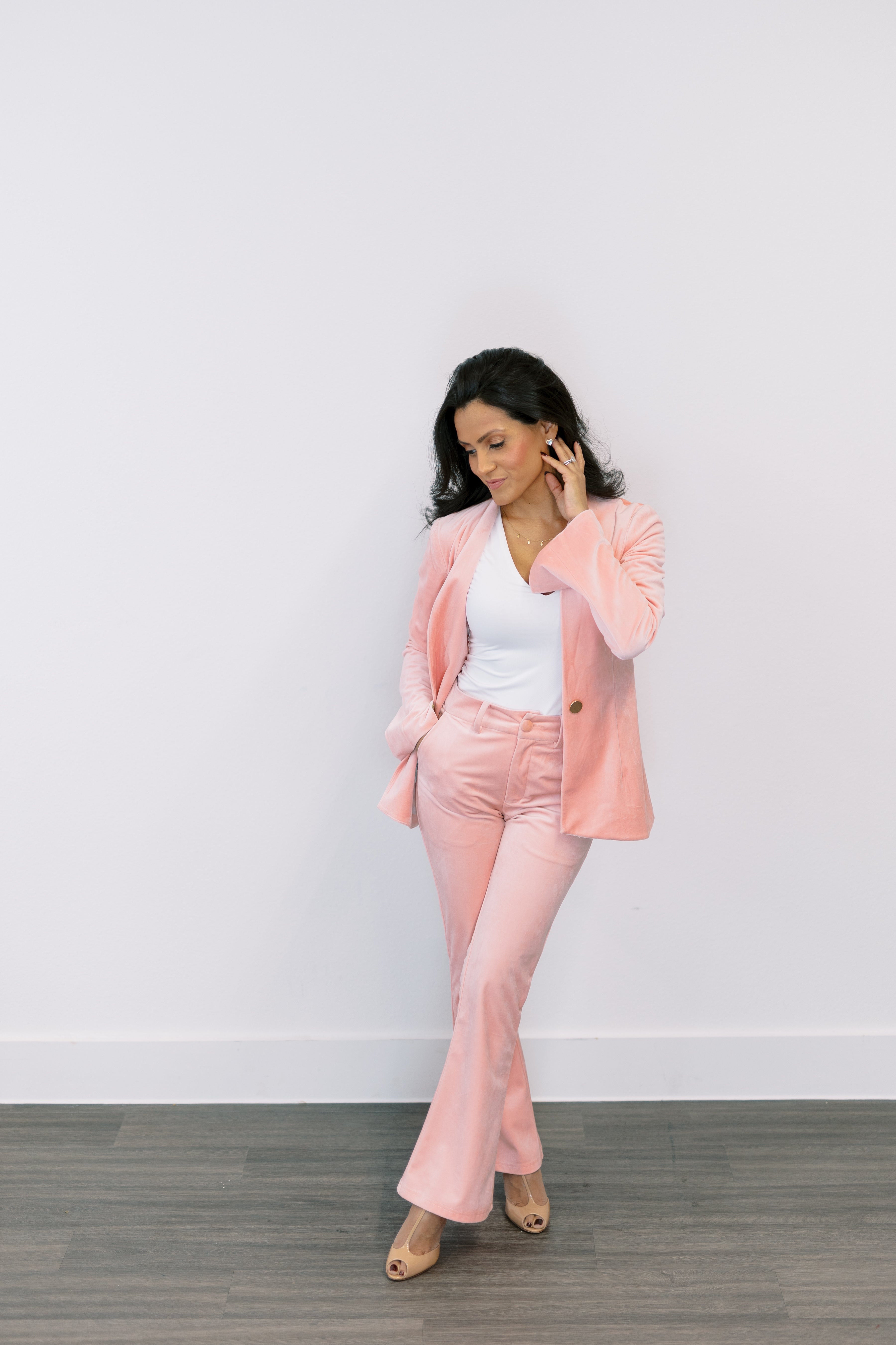 womens pink velvet lounge set, womens pink velvet blazer set, womens velvet suit, womens pink velvet blazer, womens velvet pants