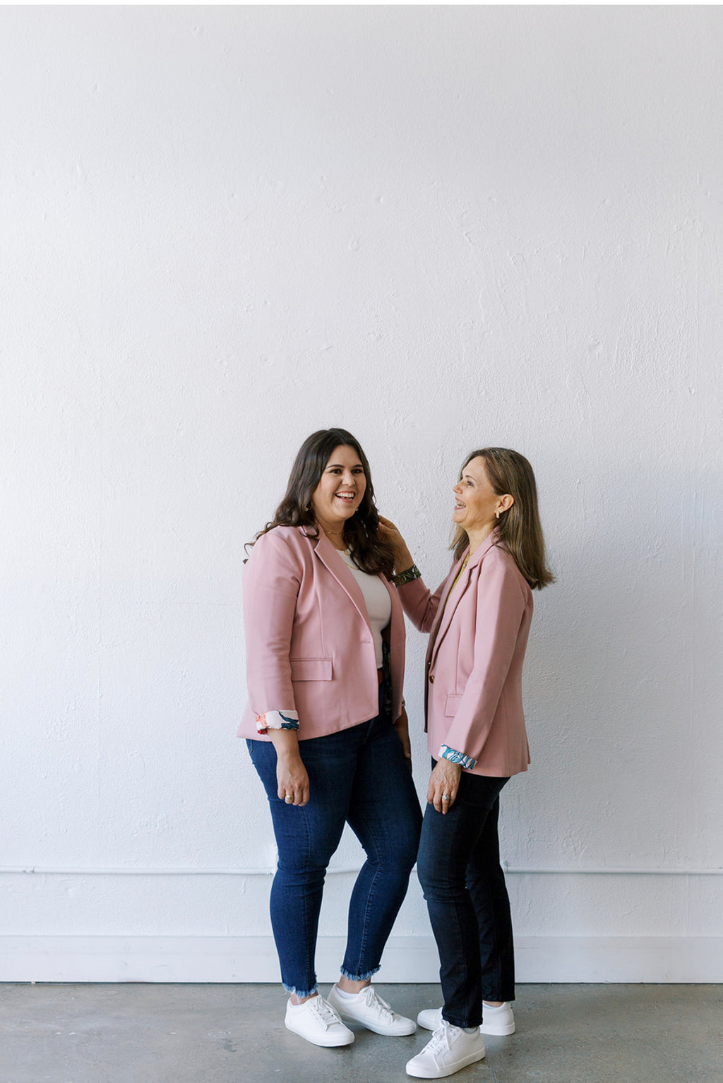 womens blush blazer with pockets, mothers day outfit, pink blazer