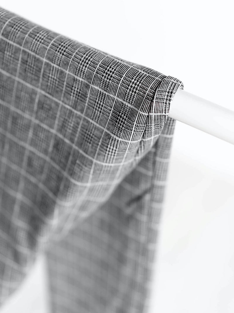 womens grey plaid pants 