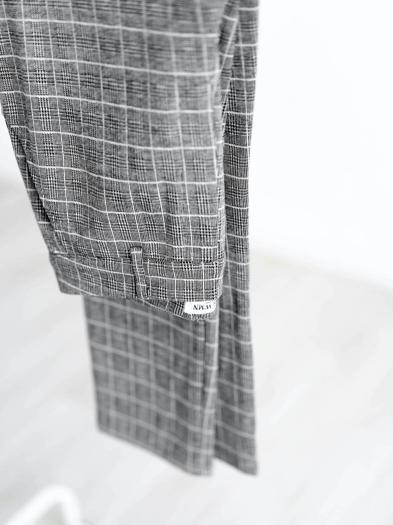 womens grey plaid pants 