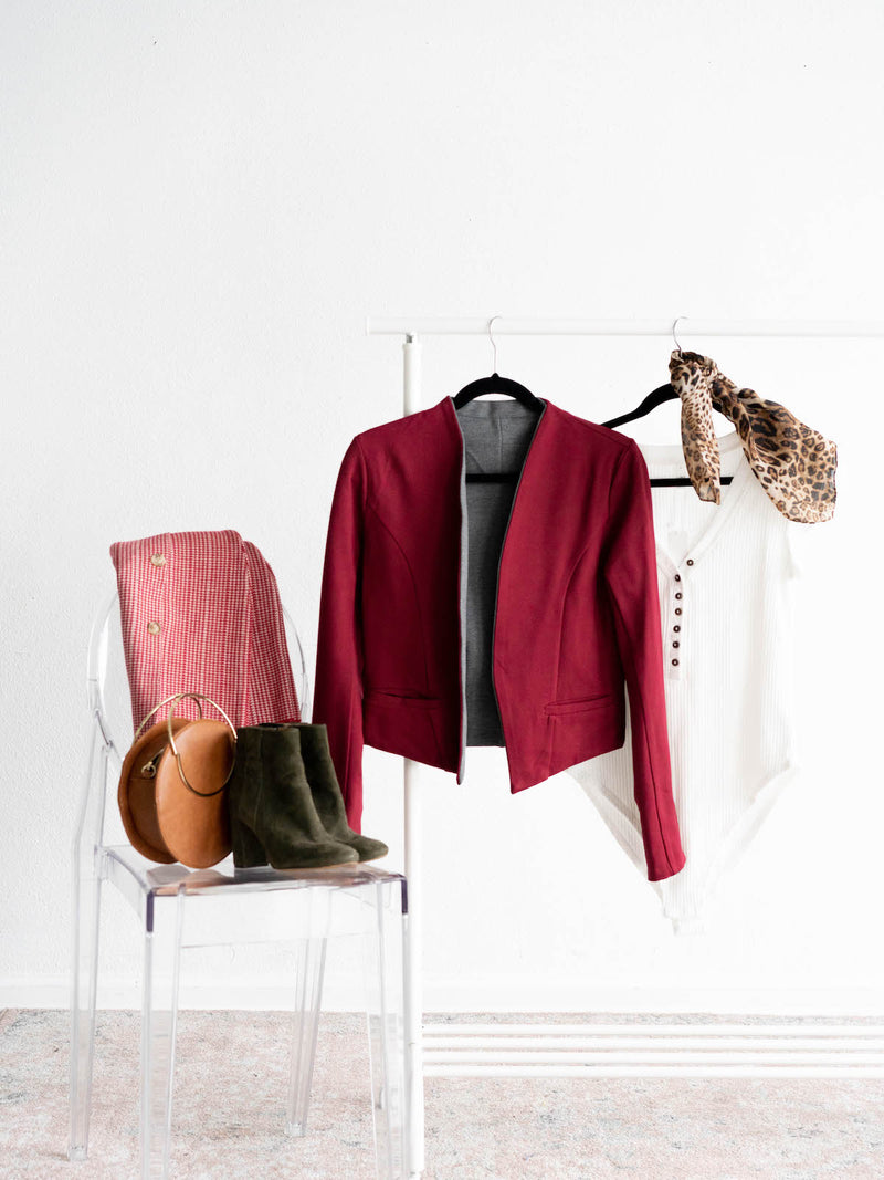 Maroon cropped women's blazer